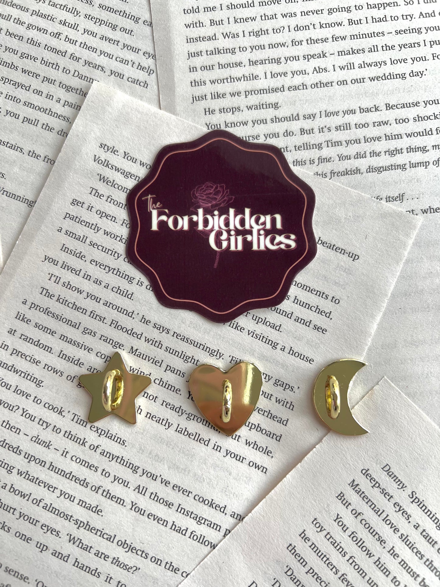 Fourth Wing Inspired Kindle Charm