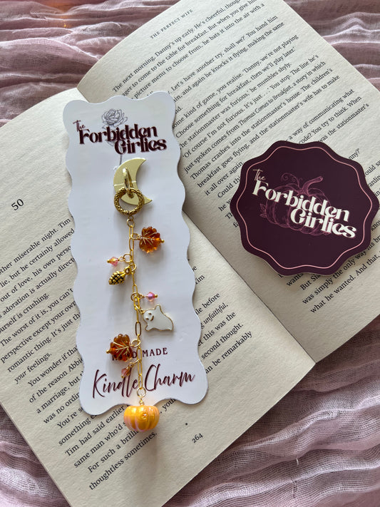 Cozy Season Kindle Charm